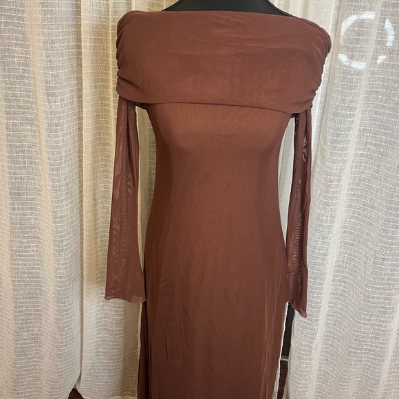 Dresses & Skirts - Off-Shoulder Brown Maxi Dress Size Small